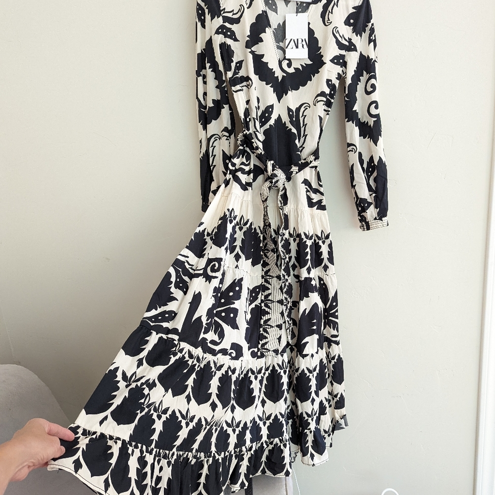 ZARA NWT PRINTED MAXI DRESS BLACK WHITE XS,S,M - Picture 8 of 9